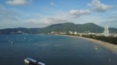 Phuket Adası Buda dağ günbatımı panorama 4k zaman atlamalı Tayland