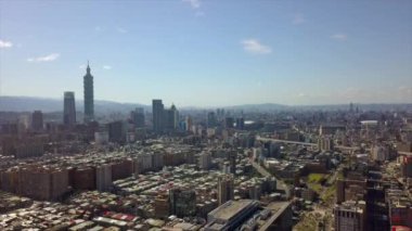 Gün zaman Taipei cityscape panorama. 4 k görüntüleri Çin