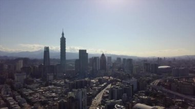 Gün zaman Taipei cityscape panorama. 4 k görüntüleri Çin