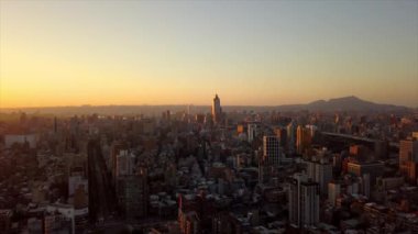 Gün zaman Taipei cityscape panorama. 4 k görüntüleri Çin