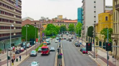 Porto ticinese sokak trafik