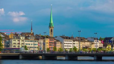 Zürih City Caddesi, gün batımında.