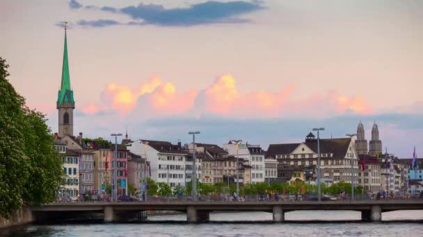 Zurich stad straat bij zonsondergang — Stockvideo