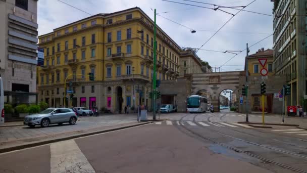 Porto ticinese tráfico público — Vídeo de stock