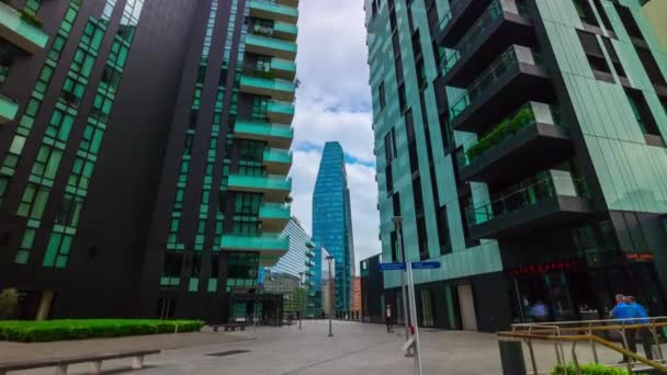 Milan city crowded street panorama — Stock Video