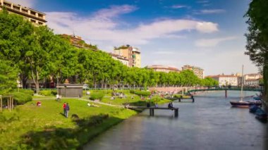 Naviglio Grande Kanalı Akşamları