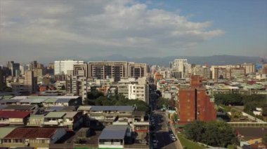 Gün zaman Taipei cityscape panorama. 4 k görüntüleri Çin
