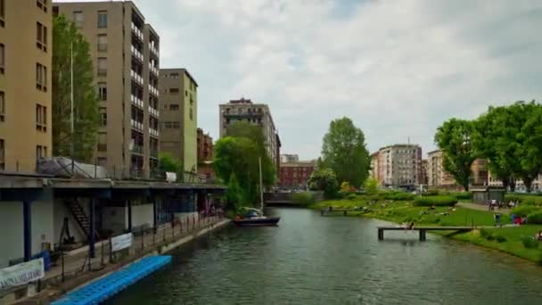 Naviglio Grande Kanalı Akşamları — Stok video