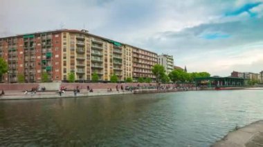 Naviglio Grande Kanalı Akşamları