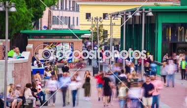 Porto ticinese sokak trafik