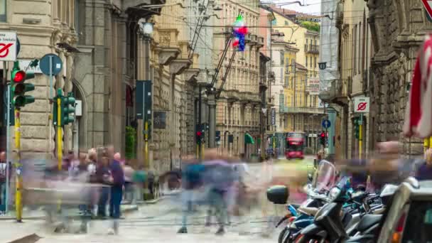Porto ticinese straat verkeer — Stockvideo