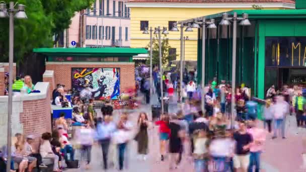 Porto ticinese Straßenverkehr — Stockvideo