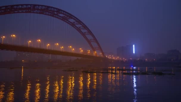 Natt Belysning Wuhan City Berömda Trafik Bron Vid Floden Panorama — Stockvideo