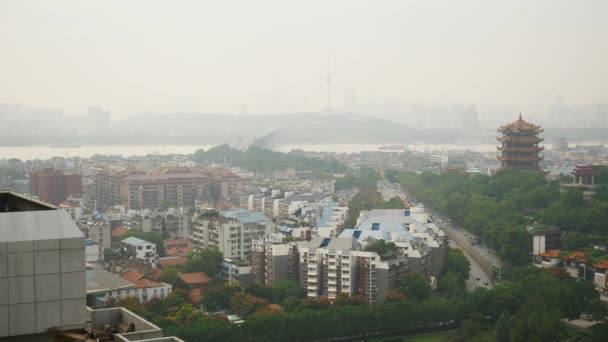 Συννεφιασμένη Μέρα Χρόνος Της Wuhan Yangtze Cityscape Εναέρια Πανόραμα Κίνα — Αρχείο Βίντεο