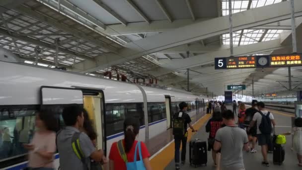 Barcelona Station tunnelbanetåg — Stockvideo