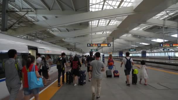 Station de métro de Barcelone Train — Video