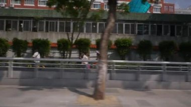 Gündüz vakti Guangzhou trafik şehri manzaralı panorama. 4K Çin porseleni