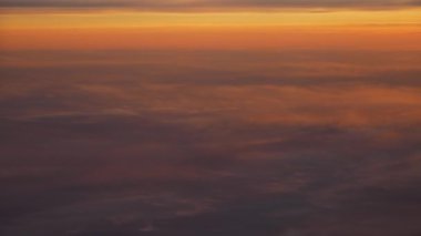 İnanılmaz uçak uçuş görüntüleri Guangzhou yukarıda