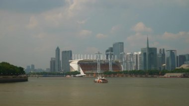 Gündüz vakti Guangzhou Endüstriyel Şehir Havası Panoraması. 4k zaman dilimi Çin porseleni
