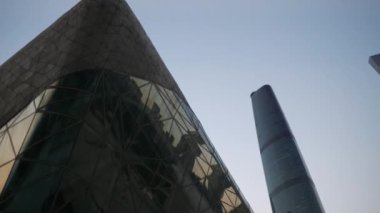 Gün zaman Guangzhou cityscape hava panorama. 4 k timelapse görüntüleri Çin