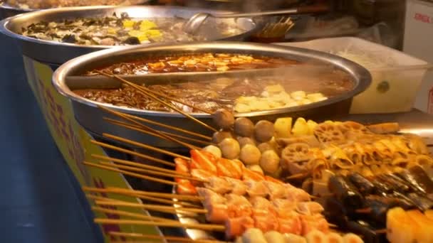 Wuhan China Circa 2017 Berühmtes Walking Street Food Zeitlupe China — Stockvideo