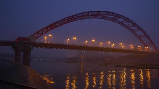 Iluminación Nocturna Wuhan Ciudad Famoso Puente Tráfico Ribera Panorama China — Vídeo de stock