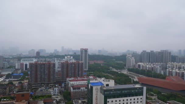 Συννεφιασμένη Μέρα Χρόνος Της Wuhan Yangtze Cityscape Εναέρια Πανόραμα Κίνα — Αρχείο Βίντεο