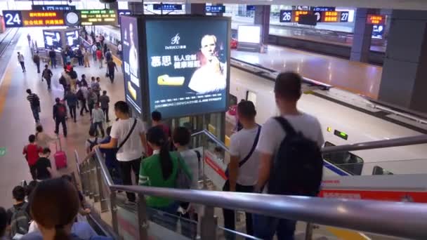 Stazione della metropolitana di Barcellona — Video Stock