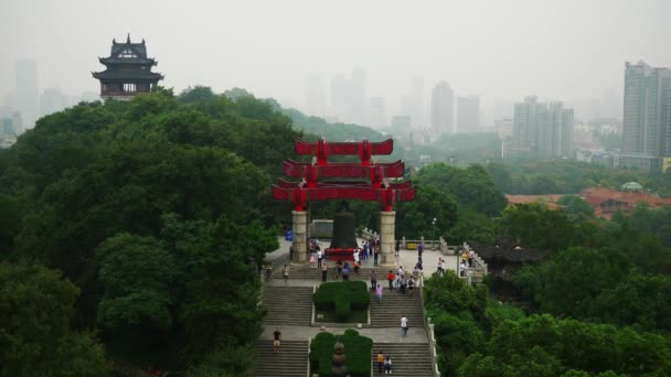 Bewolkte Dagtijd Wuhan Yangtze Stadsgezicht Luchtfoto Panorama China — Stockvideo