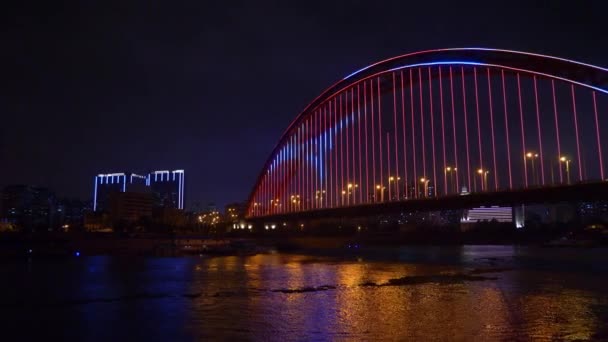 Iluminación Nocturna Wuhan Ciudad Famoso Puente Tráfico Ribera Panorama China — Vídeos de Stock