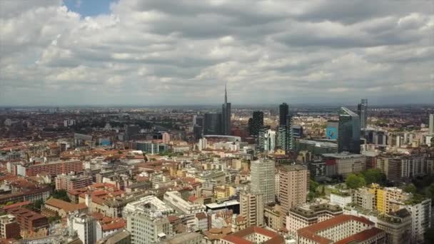 Milão Itália Maio 2018 Dia Ensolarado Milan City Downtown Aerial — Vídeo de Stock