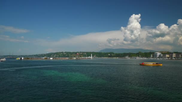 Suiza Día Soleado Cielo Azul Geneva Ciudad Lago Bahía Cámara — Vídeo de stock