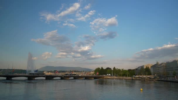 Switzerland Sunset Time Geneva City Lakeside Bay Water Fountain Slow — Stock Video