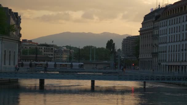 Svizzera Tramonto Cielo Geneva Città Riva Del Fiume Baia Rallentatore — Video Stock