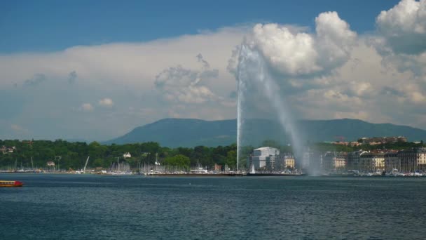 Suiza Día Soleado Geneva Ciudad Famoso Lago Fuente Panorama — Vídeo de stock