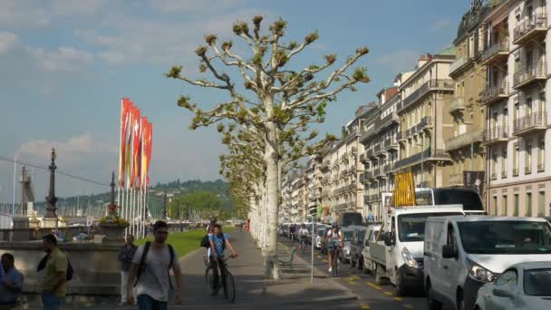 Zwitserland Genève Stad Zonnige Dag Lakeside Wandelen Panorama Baai Slowmotion — Stockvideo