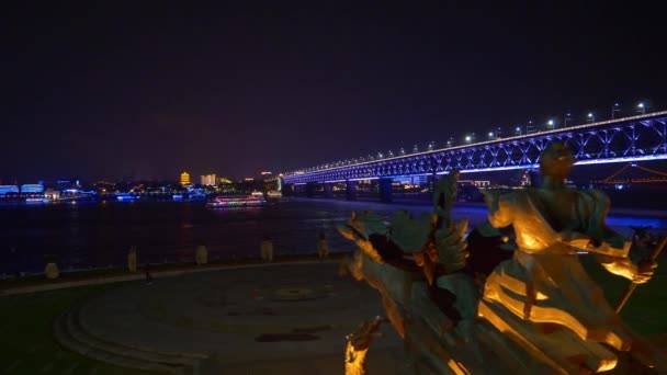Nacht Verlichting Wuhan Stad Beroemde Verkeer Brug Rivier Panorama China — Stockvideo
