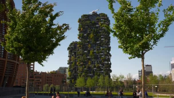 Milan Italië Mei 2018 Stad Zonnige Dag Beroemde Moderne Blok — Stockvideo