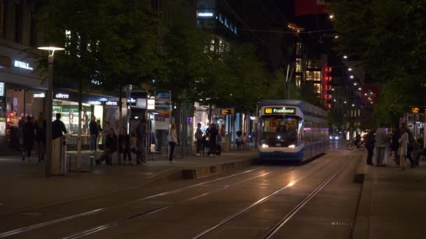 Natt Tid Zürich Staden Berömda Trafikerar Gatan Panorama Schweiz — Stockvideo