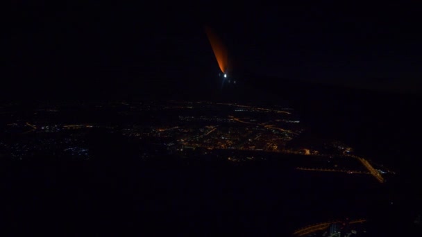 夜间飞机乘客窗口莫斯科城市景观全景4K 俄罗斯 — 图库视频影像