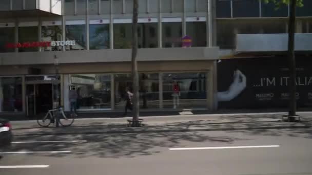 Svájc Zürich Város Napos Forgalom Utcai Crosswalk Lassított Panoráma — Stock videók