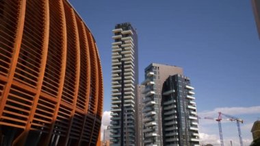 Milan, İtalya - 15 Mayıs 2018: gün zaman milan meşhur Şehir Meydanı görünümü ağır çekim panorama 4k yaklaşık 15 Mayıs 2018 kadar milan, İtalya.