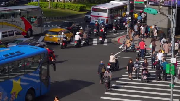 Tajpej Tajwan Stycznia 2018 Słoneczny Dzień Taipei City Ruchu Drogowego — Wideo stockowe