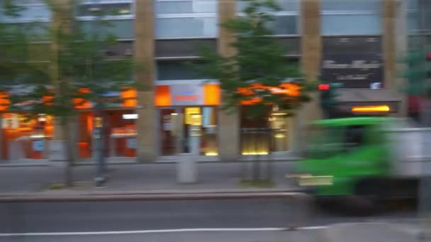 Mailand Italien Mai 2018 Tagsüber Mailand Stadtverkehr Straße Zeitlupe Panorama — Stockvideo