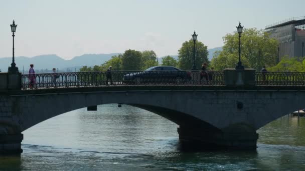 Сонячний День Цюріх Міста Центрі Riverside Міст Повільний Рух Панорама — стокове відео