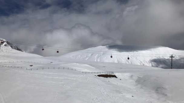 Estación de esquí Gudauri — Vídeo de stock