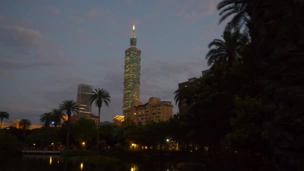 Taipei Taiwan Januari 2018 Avondrood Taipei Stadsgezicht Beroemde Toren Luchtfoto — Stockvideo