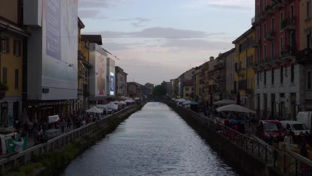 Lombardi kanal bay sokak — Stok video