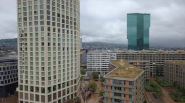 GÜN 4K Zürih şehir manzarası görüntüsü, İsviçre  