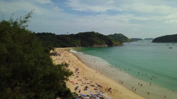 Phuket Tailandia Enero 2018 Turistas Playa Turística Phuket Island Imágenes — Vídeos de Stock